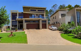 4 Bedroom House in Eye of Africa