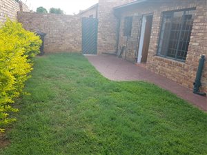 3 Bed House in Magalieskruin