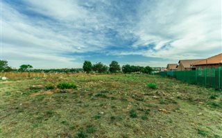 2.3 ha Land available in Reefhaven