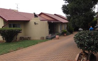 3 Bedroom House in Lilianton