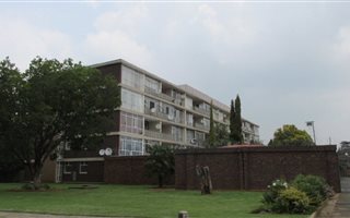 2 Bedroom Apartment in Vereeniging Central