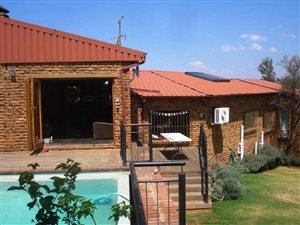 3 Bedroom House in Kloofendal