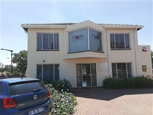 80 m² Commercial space in Parkdene