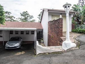 7 Bed House in Shallcross