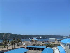 2 Bed Apartment in Point Waterfront