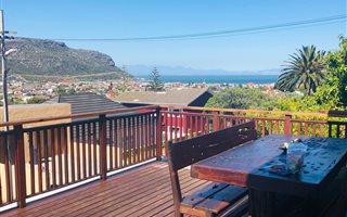 1 Bedroom Apartment in Fish Hoek