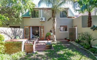 2 Bedroom Townhouse in Stellenbosch Central