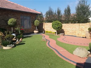 3 Bedroom Townhouse in Theresa Park
