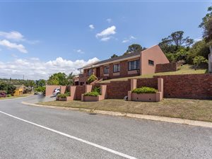3 Bedroom House in Blue Bend
