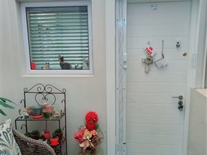 2 Bed Apartment in Protea Heights