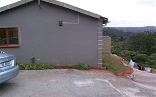 2 Bedroom House in Kwadabeka