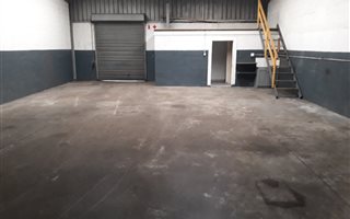 188 m² Industrial space in Alton