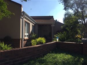 3 Bed Apartment in Pretorius Park