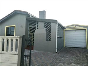 3 Bed House in Brentwood Park