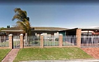 4 Bedroom House in Parow Valley