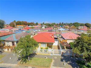 4 Bed House in Turffontein