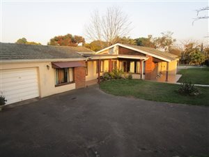 3 Bed House in Manors