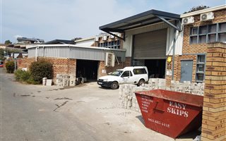 634 m² Industrial space in Pinetown Central