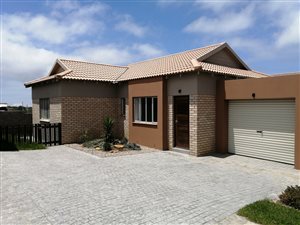 3 Bed House in Pacaltsdorp