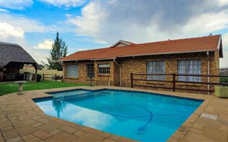 4 Bedroom House in Glenvista