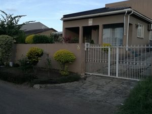 5 Bed Simplex in Forest Haven