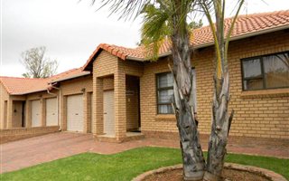 3 Bedroom House in Willow Park Manor