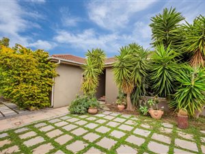 5 Bed House in Somerset Ridge