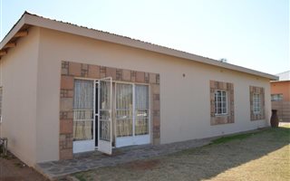 3 Bedroom House in Die Rand