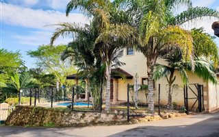5 Bedroom House in Seaward Estates