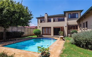 5 Bedroom House in Edendale