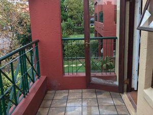 2 Bed Flat in Dowerglen