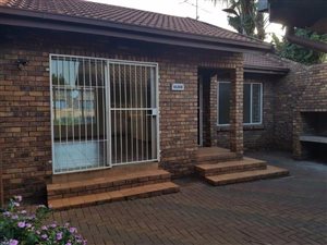3 Bed House in Wierda Park