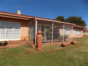 3 Bed House in Carletonville
