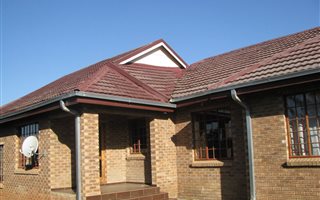 4 Bedroom House in Kingsview