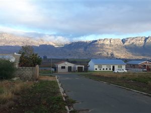 245 m² Land available in Ceres