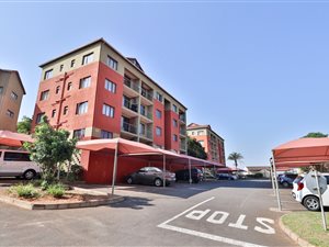 2 Bed Apartment in Montclair