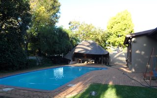 5 Bedroom House in Weltevreden Park