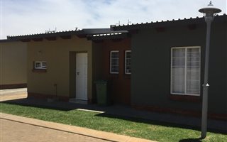 3 Bedroom House in Waterval East
