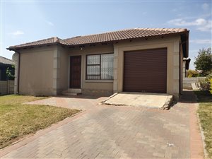 2 Bed House in Waterfall Estate