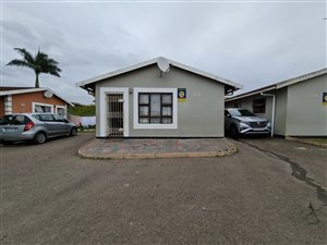 3 Bed House in Newlands West