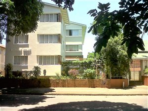 943 m² Commercial space in Essenwood