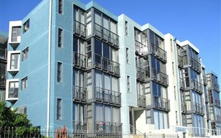 2 Bedroom Apartment in Bloubergstrand