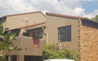 3 Bedroom Townhouse in Lakefield