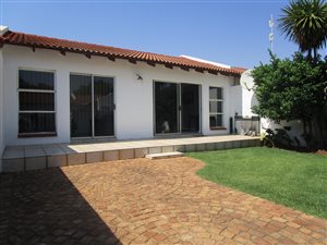 2 Bedroom Simplex in Kibler Park