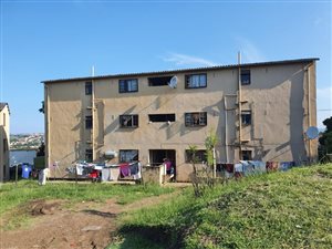 2 Bed Flat in Eastbury