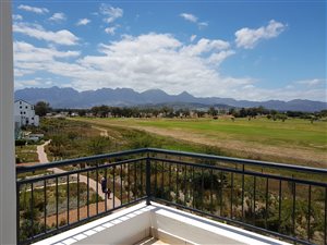 2 Bed Apartment in De Velde