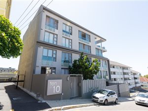 2 Bed Apartment in Green Point