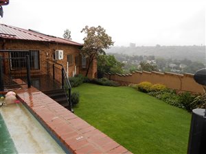 3 Bedroom House in Kloofendal