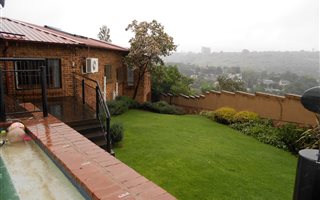 3 Bedroom House in Kloofendal