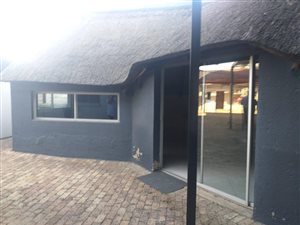 575 m² Commercial space in Hurlyvale